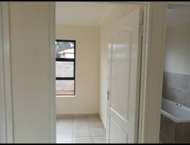 3 BEDROOM HOUSE FOR SALE IN RIVERSDALE